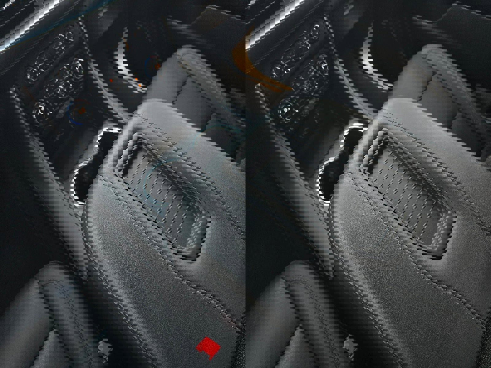 Used 2022 Chevrolet Tahoe LT w/ Luxury Package image 18