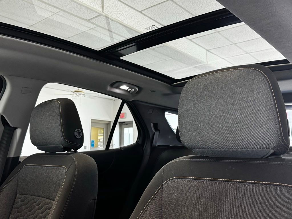 Used 2018 Chevrolet Equinox LT w/ Sun & Infotainment Package image 26