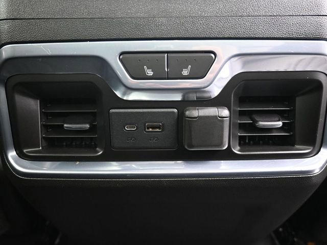 Used 2020 Chevrolet Silverado 1500 LTZ w/ LTZ Premium Package image 36