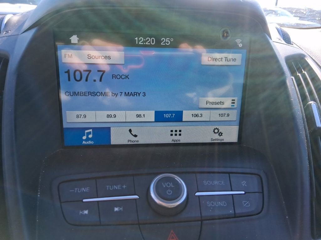 Used 2019 Ford Escape SE image 11