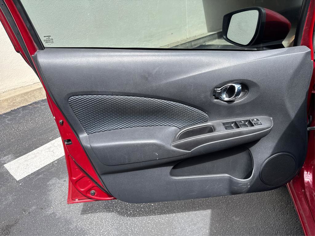 Used 2015 Nissan Versa Note SV image 22