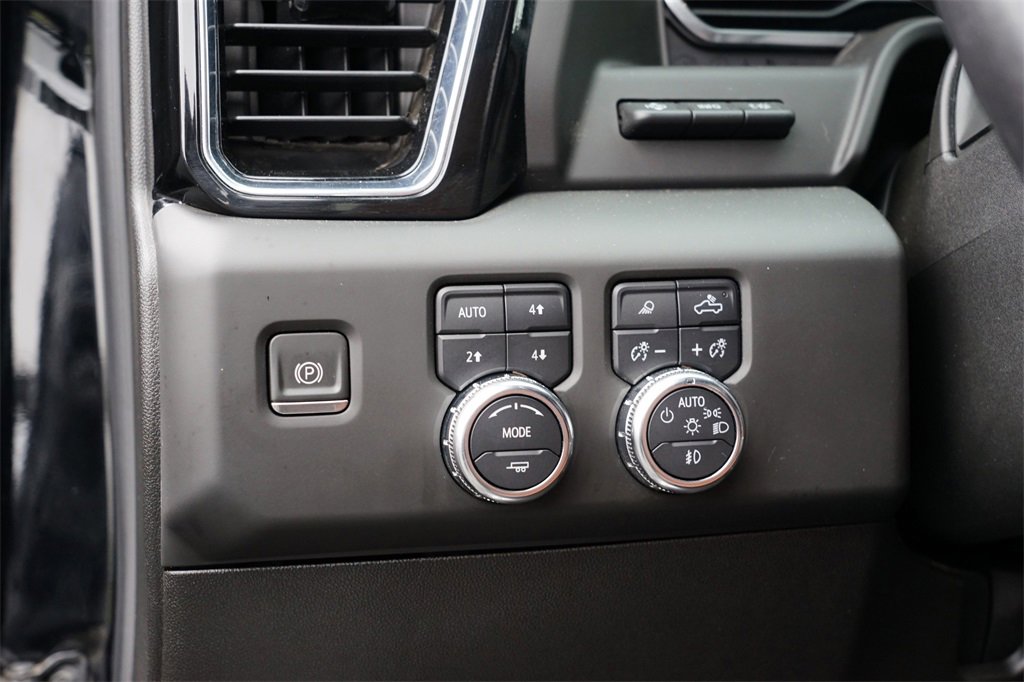 Used 2024 GMC Sierra 3500 Denali Ultimate image 18