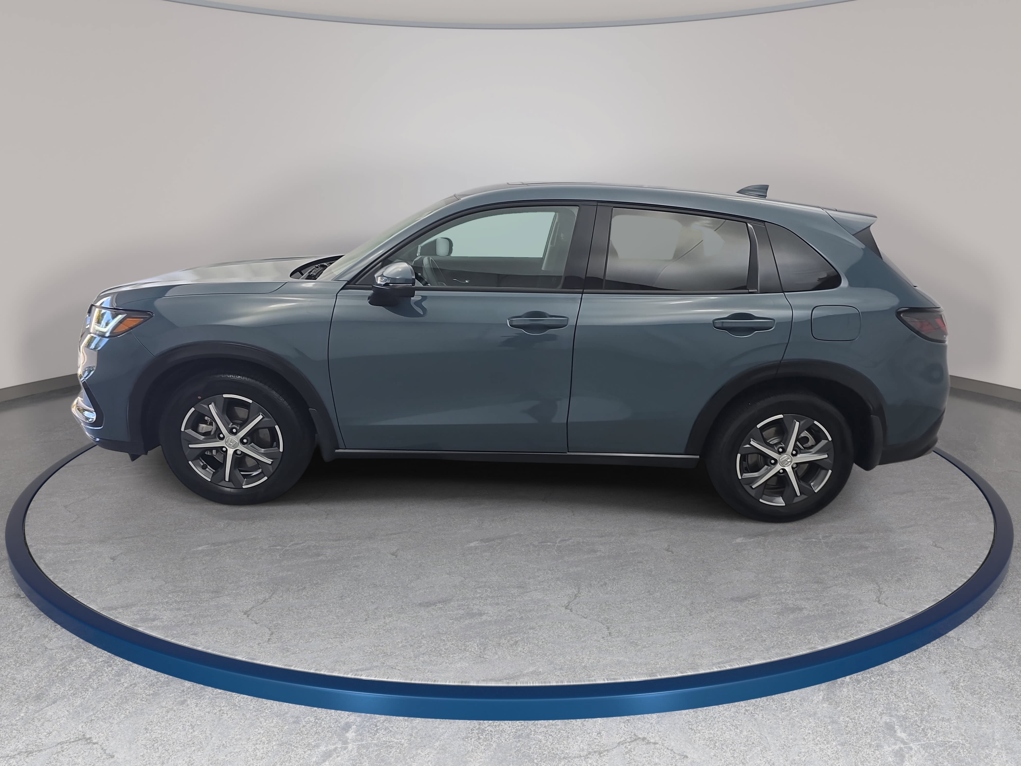 Used 2024 Honda HR-V EX-L image 8