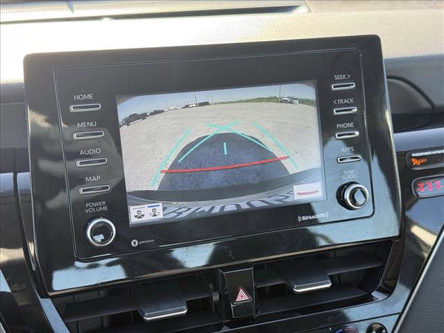 Used 2022 Toyota Camry SE FWD image 12