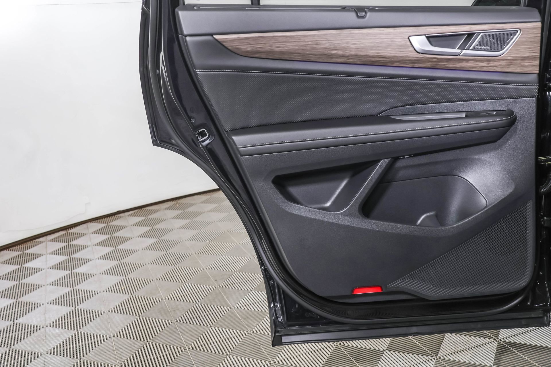 New 2026 Volkswagen Atlas SEL Premium R-Line image 39