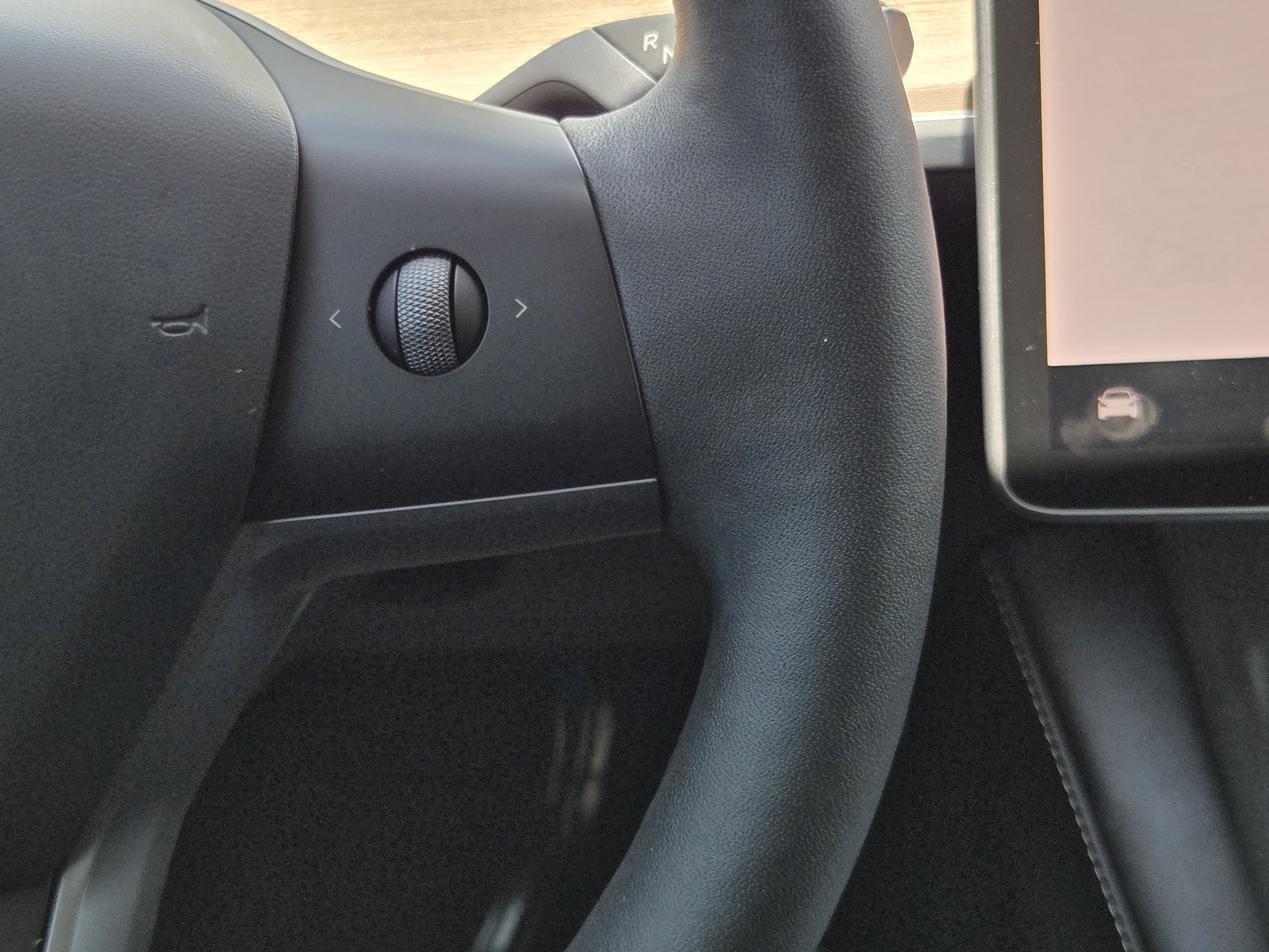 Used 2023 Tesla Model Y Performance AWD/4WD image 23