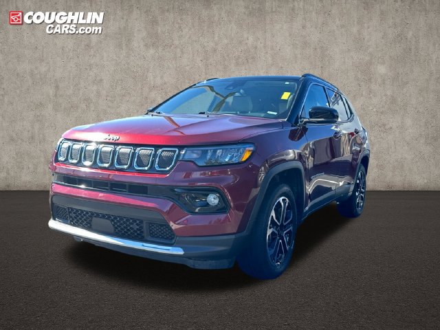 Used 2022 Jeep Compass Limited w/ Sun and Sound Group AWD/4WD image 3
