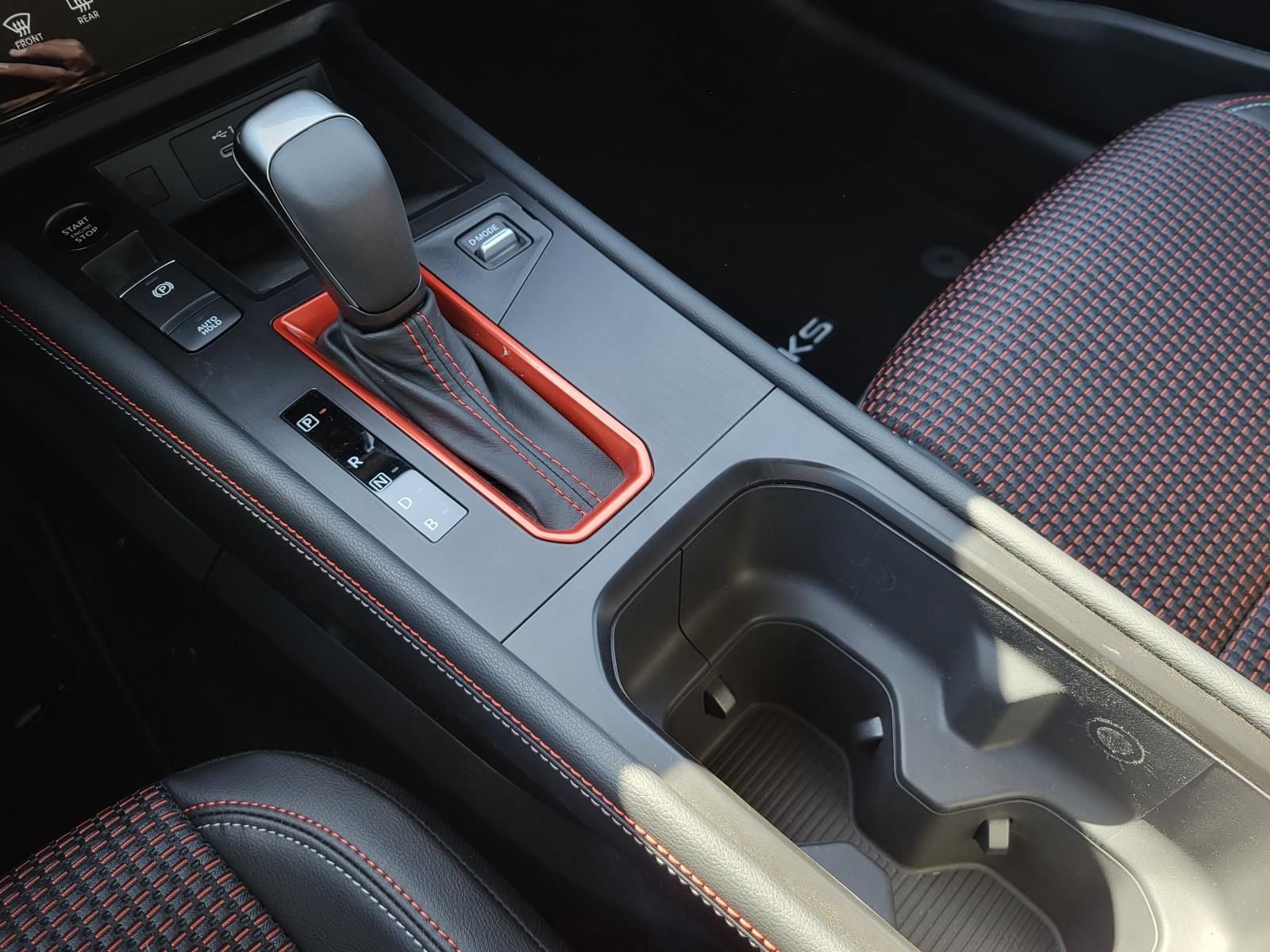 New 2026 Nissan Kicks SR FWD image 23