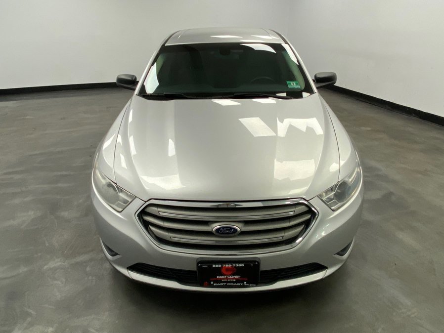 Used 2013 Ford Taurus SE image 8