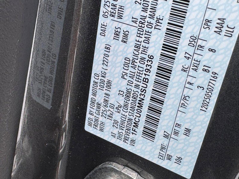 Used 2025 Ford Escape ST-Line image 26