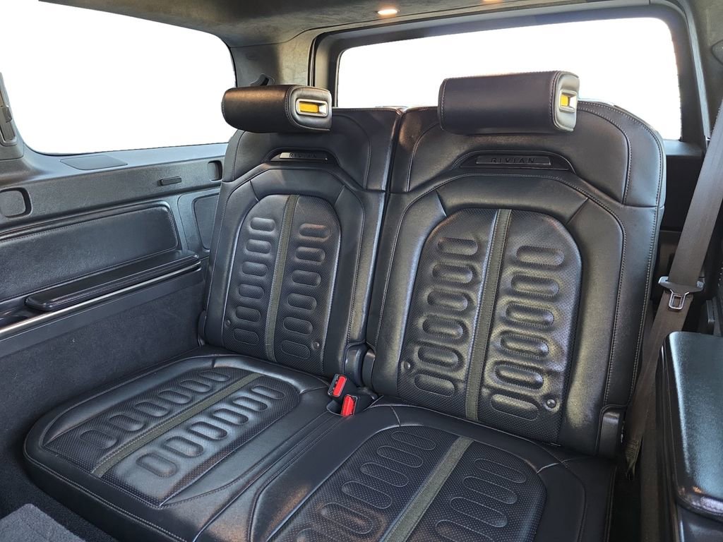 Used 2022 Rivian R1S Launch Edition image 14