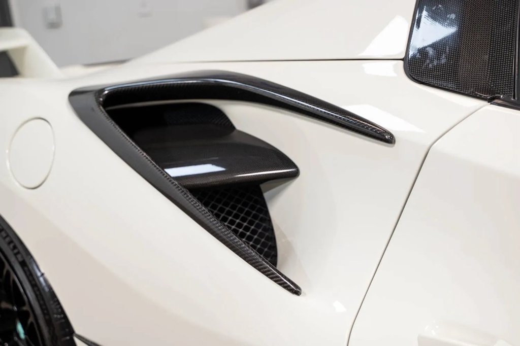 Used 2016 Ferrari 488 Spider RWD image 9