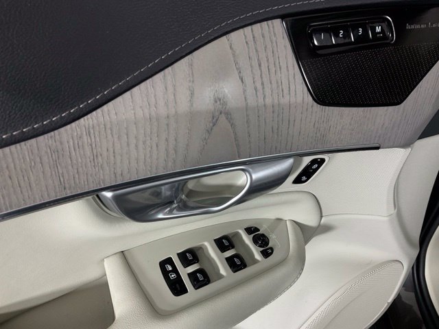Certified 2024 Volvo XC90 T8 Ultimate w/ Protection Package Premier AWD/4WD image 25