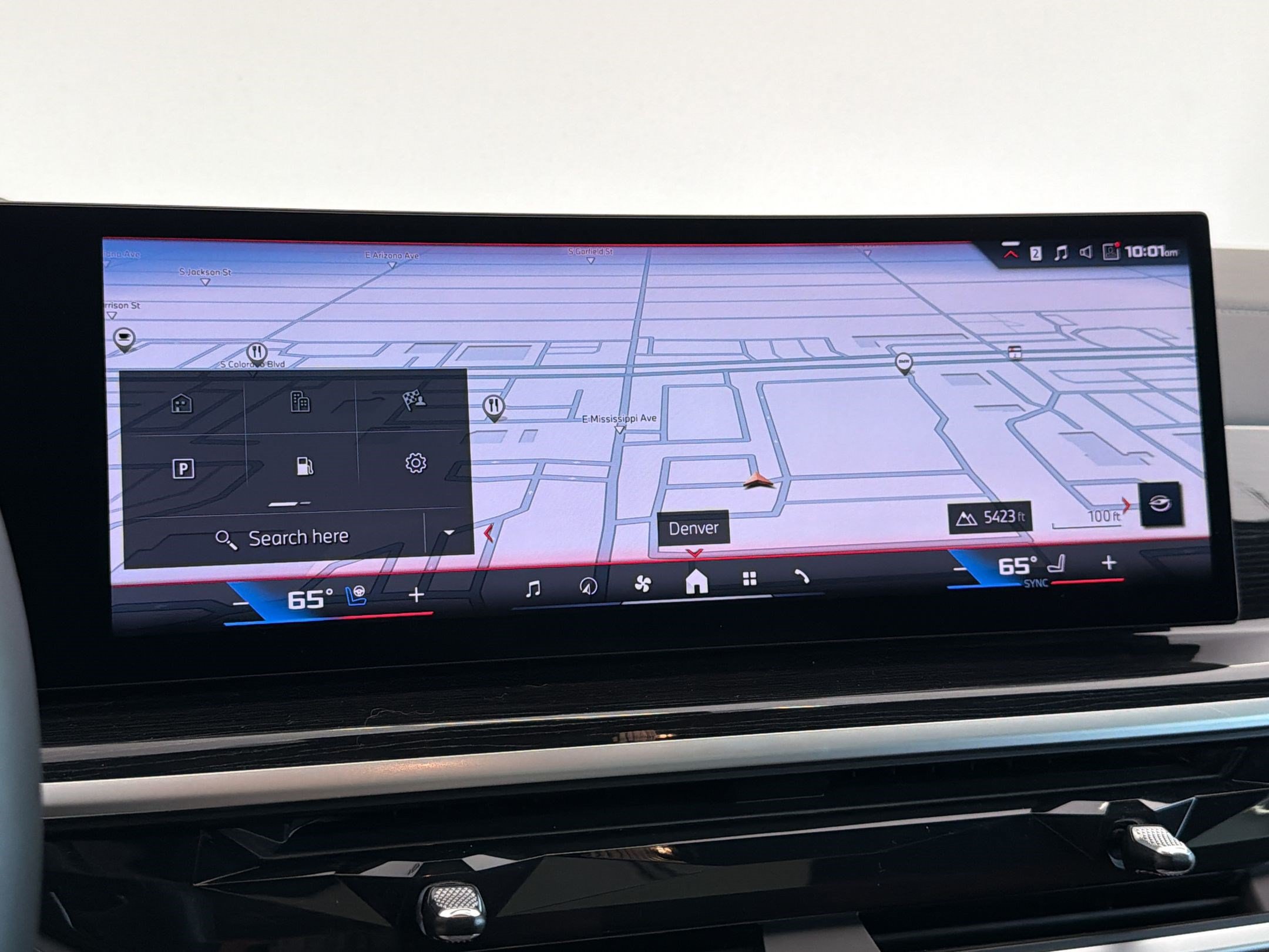 Certified 2025 BMW X7 M60i w/ Executive Package AWD/4WD image 20