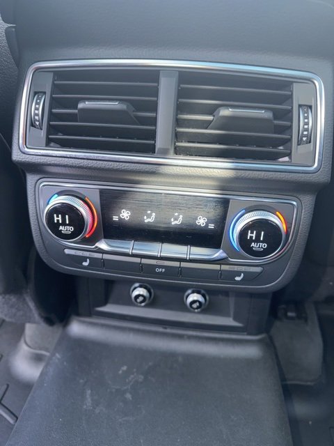 Used 2018 Audi Q7 3.0T Prestige image 11