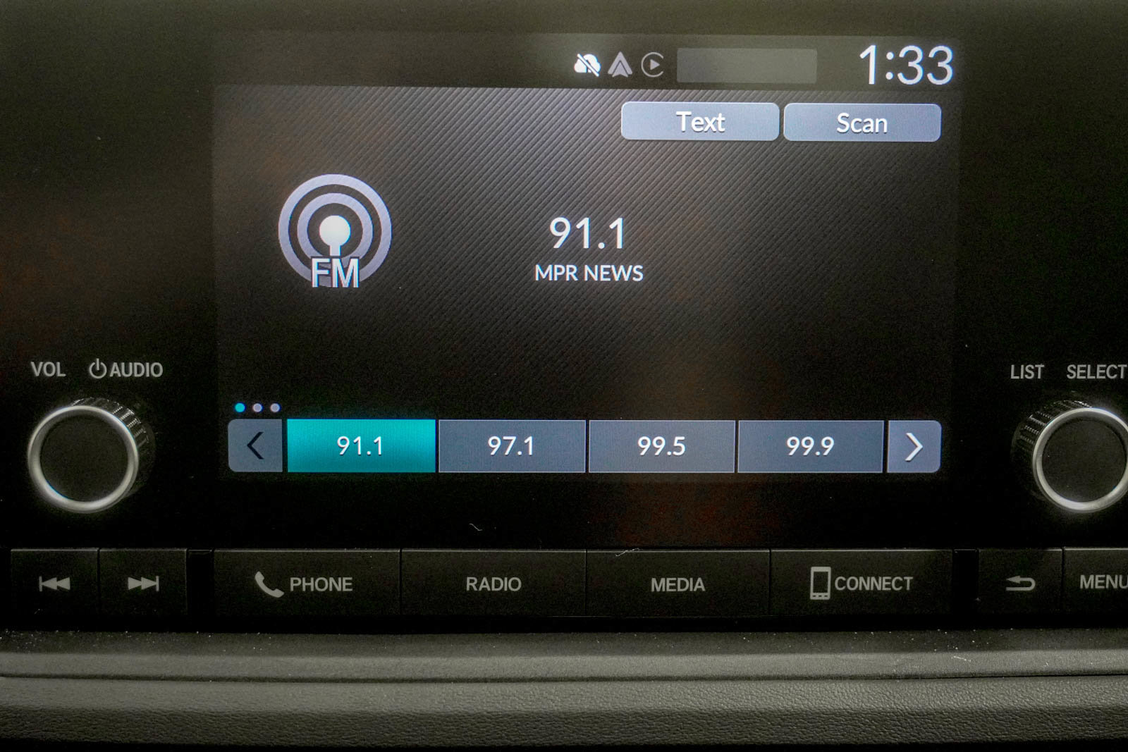 Used 2023 Honda Accord EX image 25