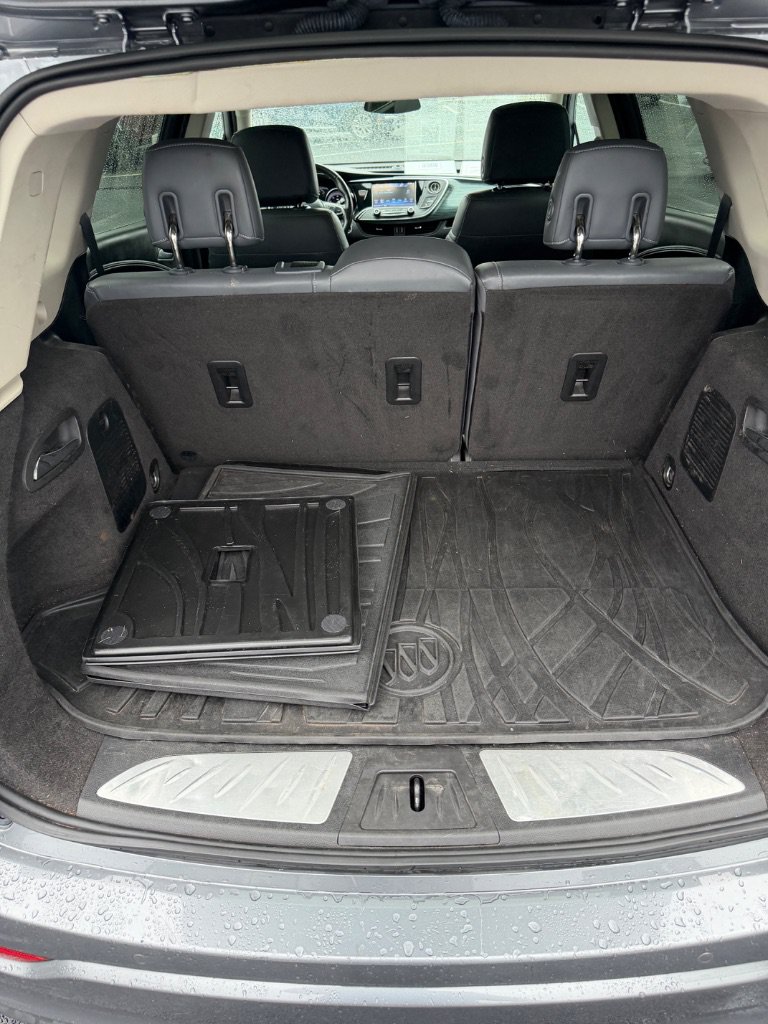 Used 2020 Buick Envision Essence FWD image 22