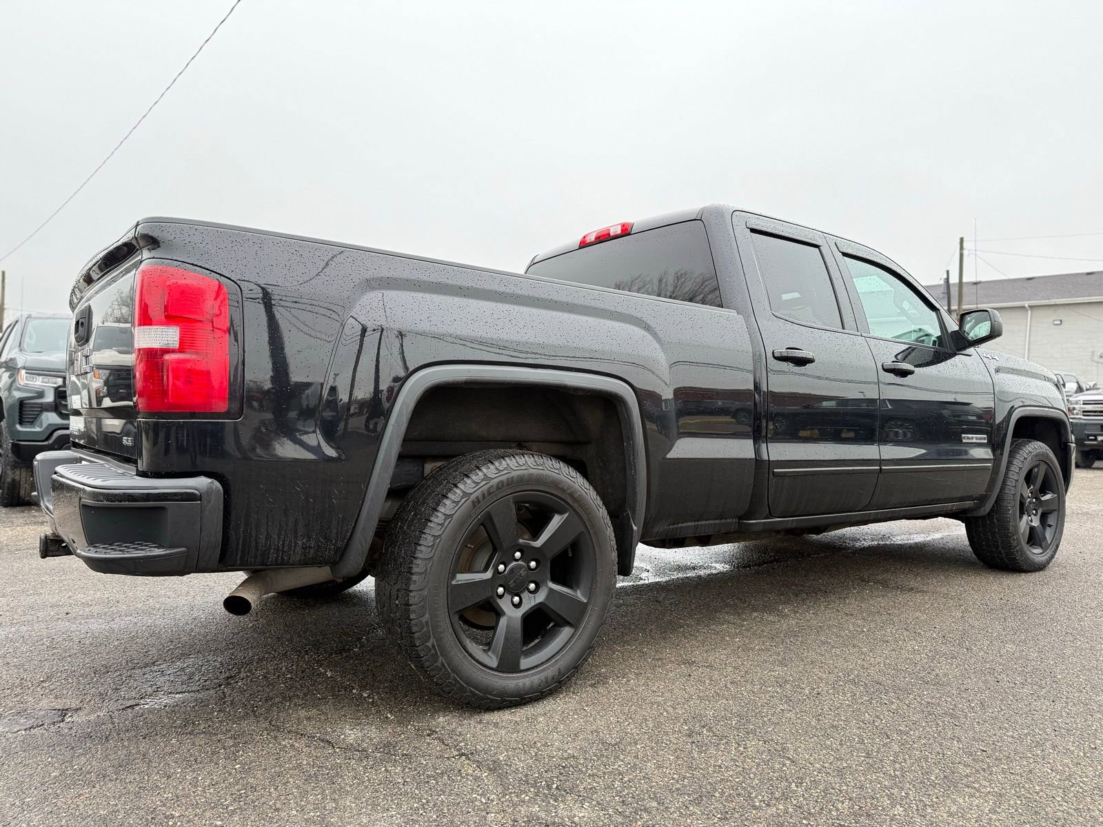 Used 2017 GMC Sierra 1500 SLE w/ SLE Value Package AWD/4WD image 11