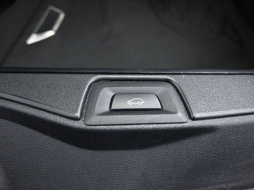 Used 2020 BMW X5 xDrive40i w/ Convenience Package image 25