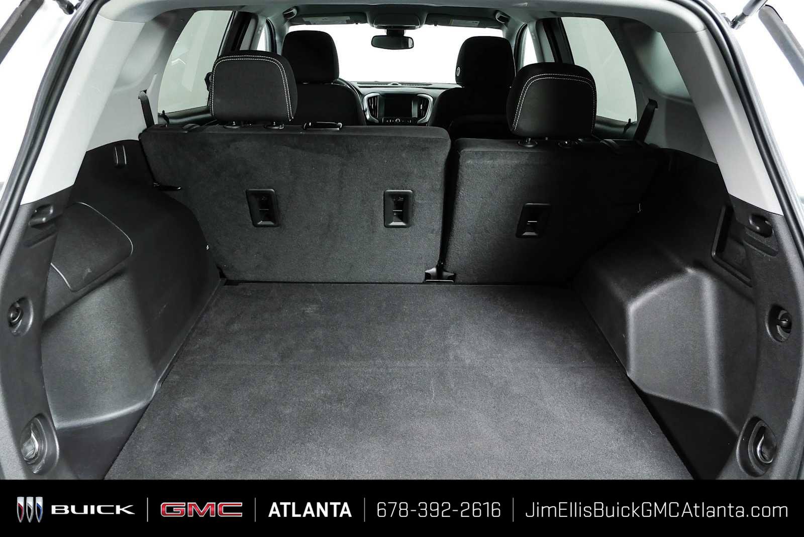 Used 2023 GMC Terrain SLE FWD image 30