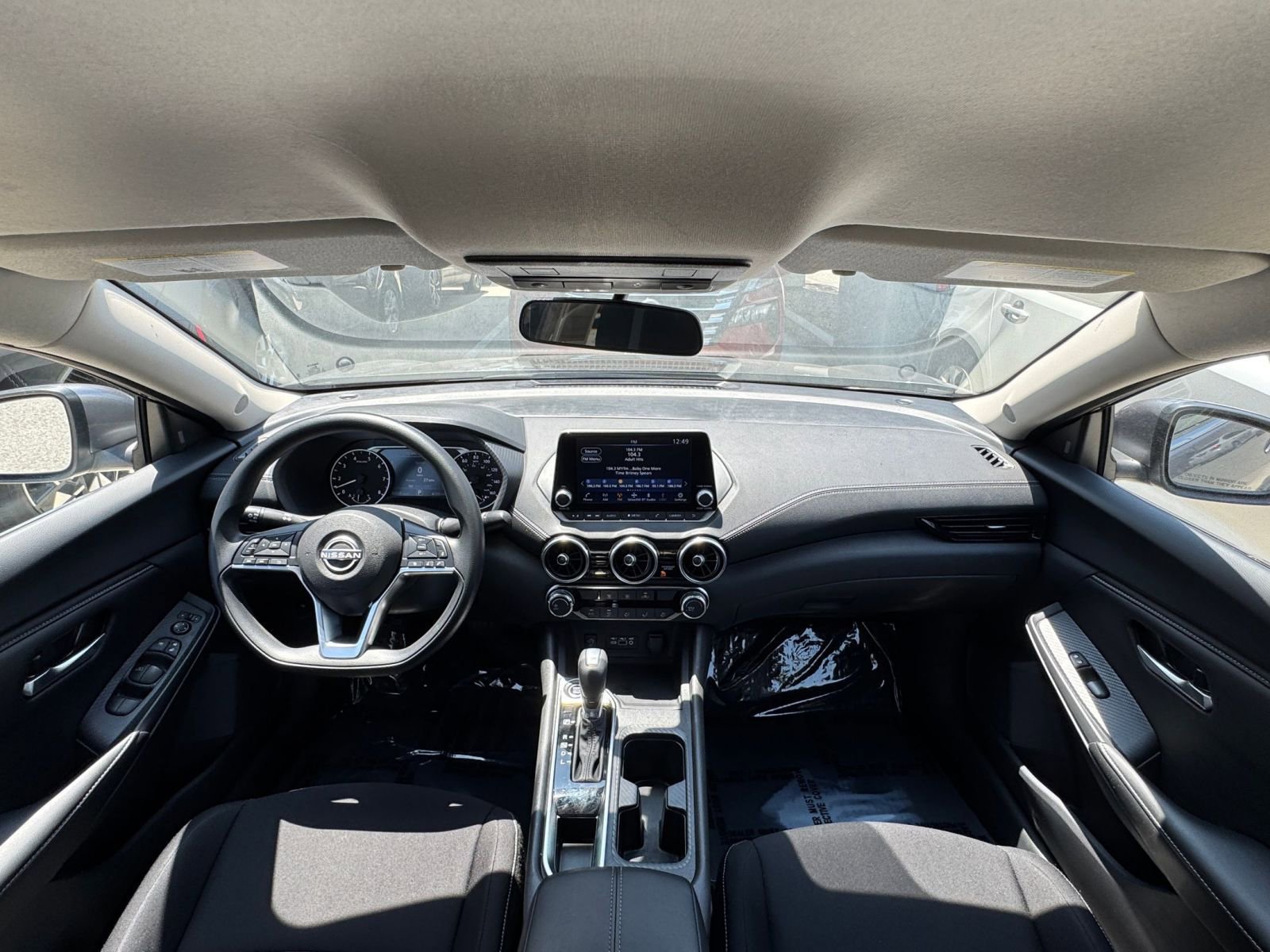 Used 2025 Nissan Sentra SV FWD image 32