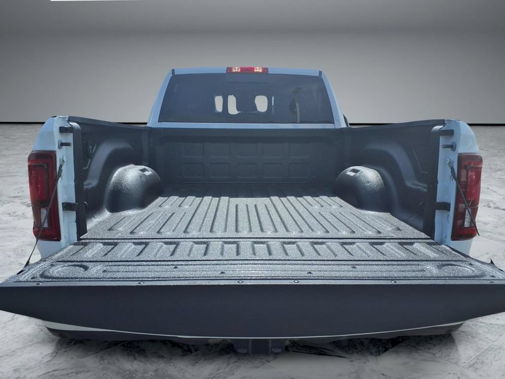 Used 2026 RAM 2500 Laramie AWD/4WD image 14
