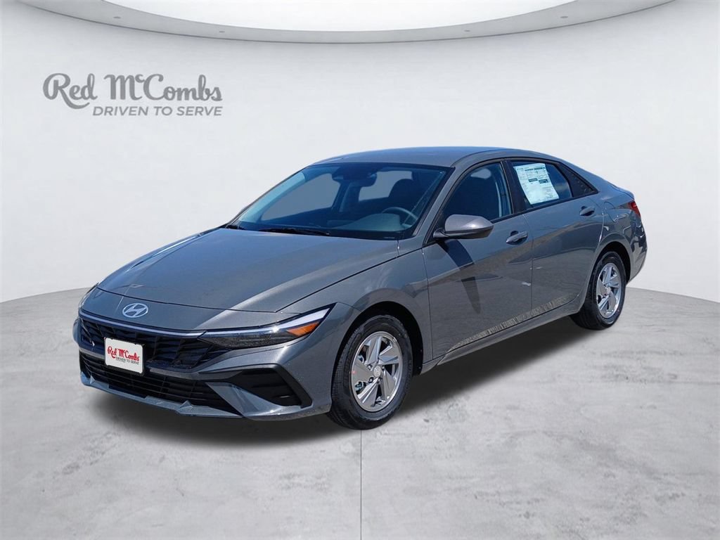 New 2026 Hyundai Elantra SE
