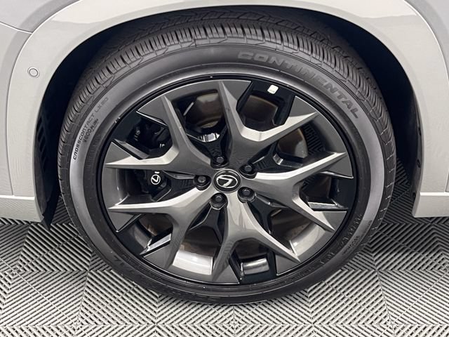 Certified 2025 Lexus TX 500h AWD w/ Technology Package image 21