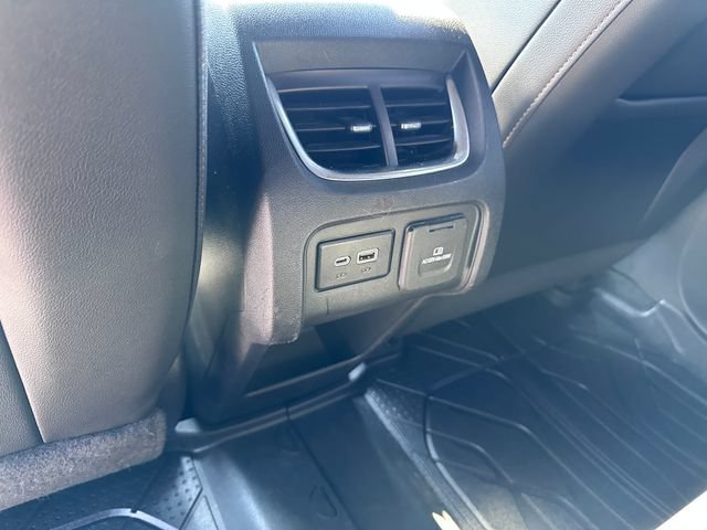 Used 2019 Chevrolet Blazer Premier FWD image 9