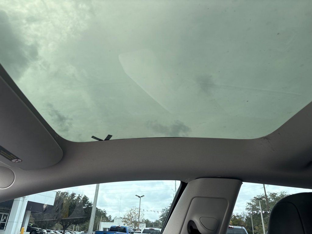 Used 2023 Tesla Model 3 Standard Range image 12