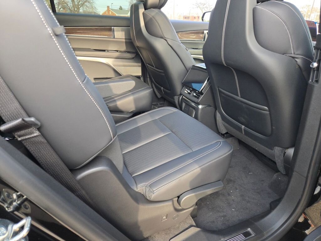 New 2026 Cadillac Vistiq Luxury image 10