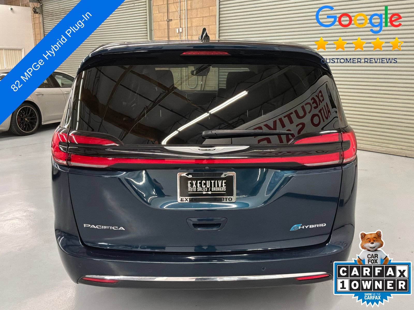 Used 2023 Chrysler Pacifica Touring-L FWD image 6