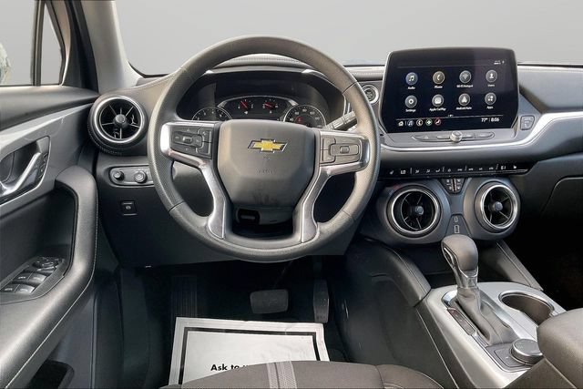Used 2025 Chevrolet Blazer LT AWD/4WD image 5