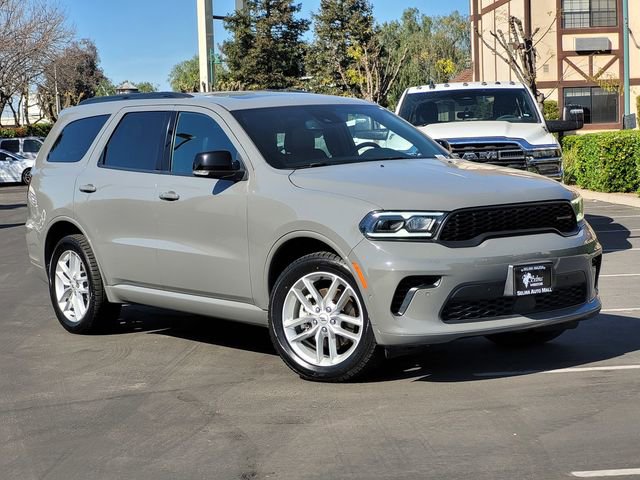 Used 2025 Dodge Durango GT AWD/4WD image 2