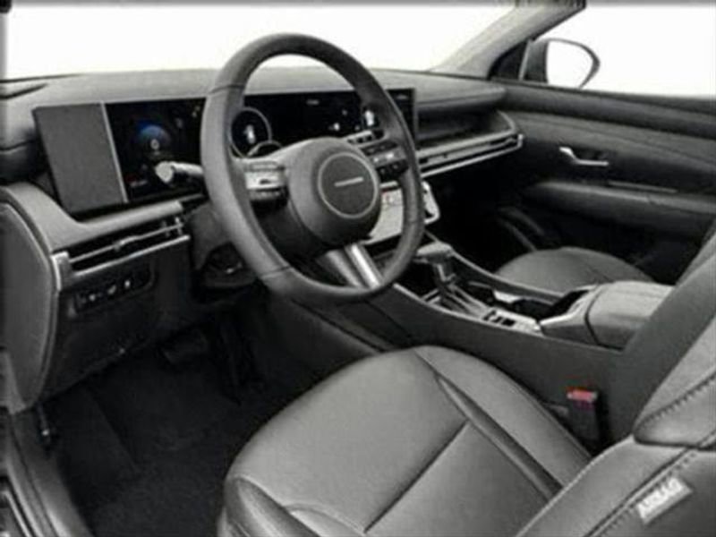 Used 2025 Hyundai Tucson SEL image 14