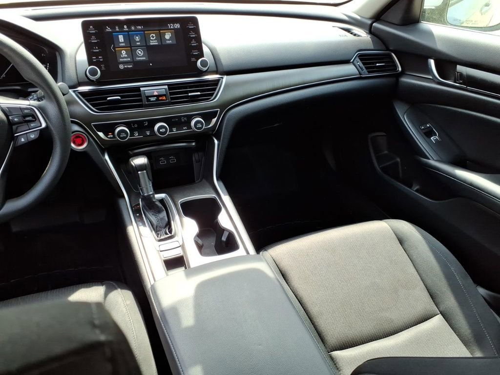 Used 2022 Honda Accord LX image 12