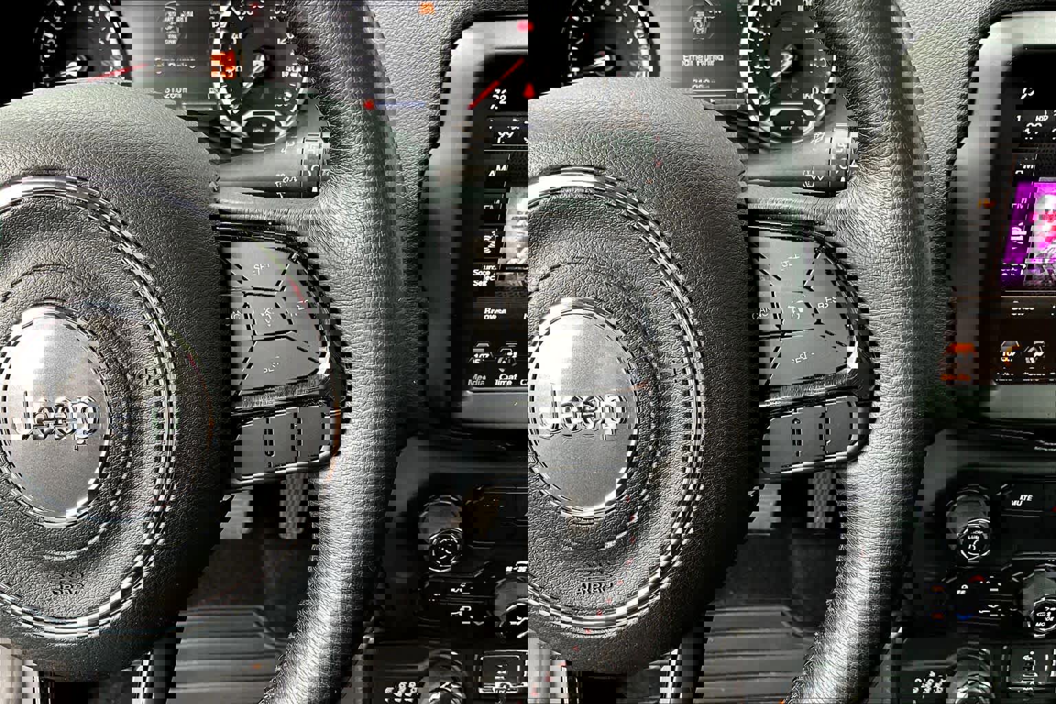 Used 2022 Jeep Renegade Trailhawk w/ Sun/Sound Group image 25