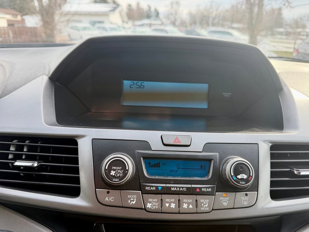 Used 2011 Honda Odyssey LX image 27