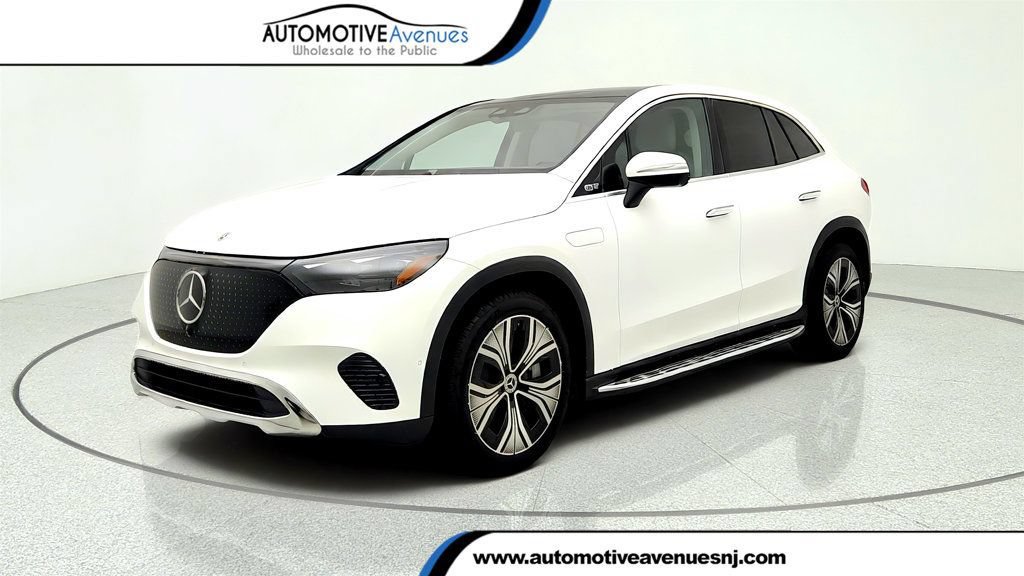Used 2025 Mercedes-Benz EQE 350+ SUV image 1