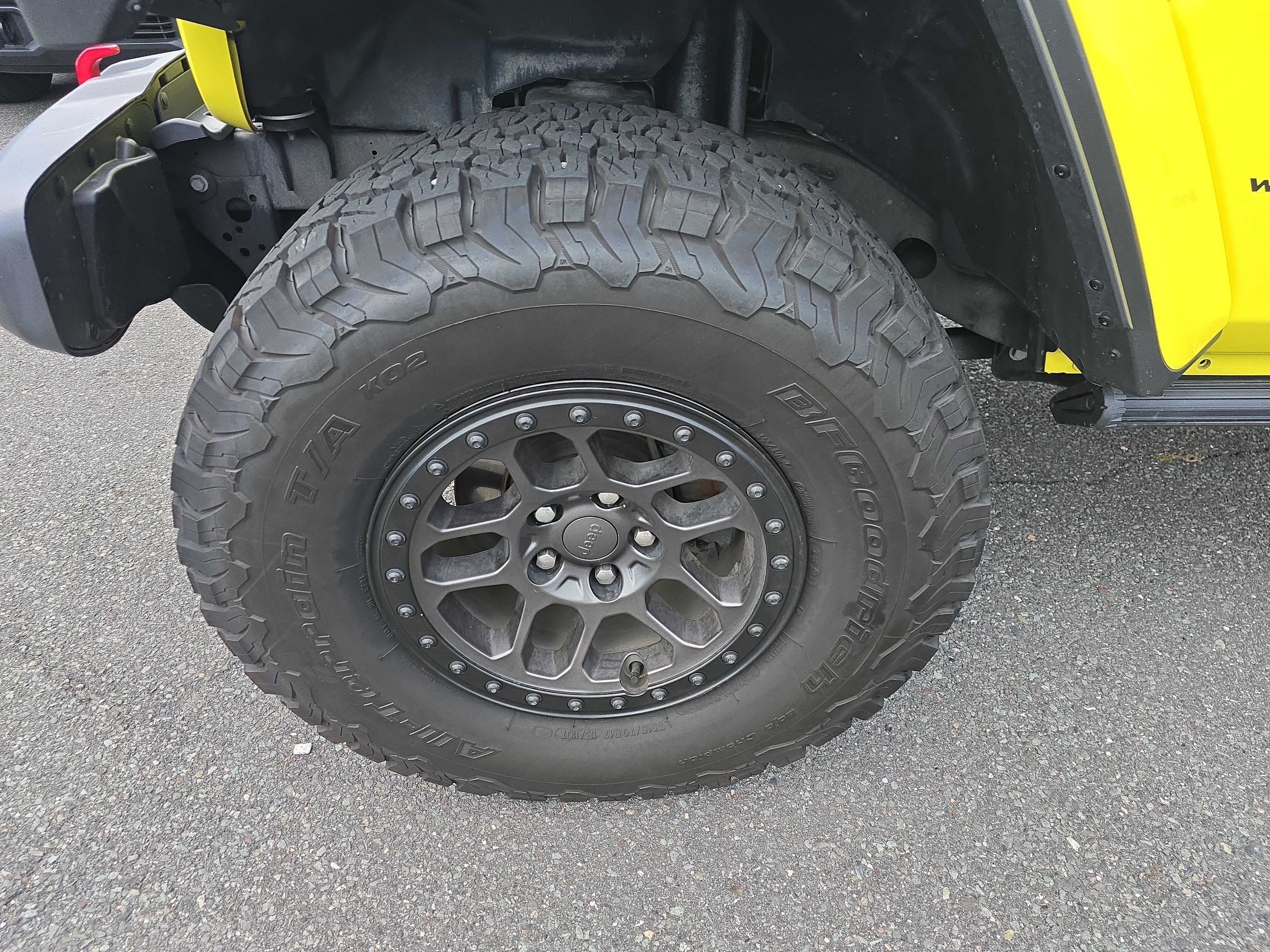 Used 2023 Jeep Wrangler Unlimited Rubicon w/ Xtreme 35 Tire Package AWD/4WD image 12
