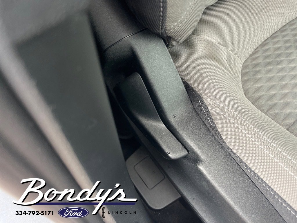 Used 2021 Ford Escape SE image 21