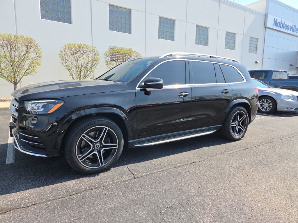 Used 2021 Mercedes-Benz GLS 580 4MATIC image 2
