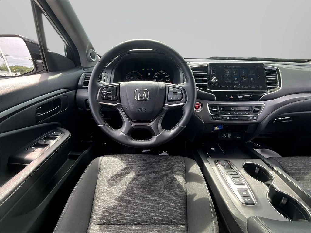 Certified 2025 Honda Ridgeline Sport+ image 9