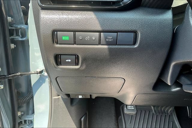 Used 2025 Nissan Sentra SV w/ All-Weather Package FWD image 14