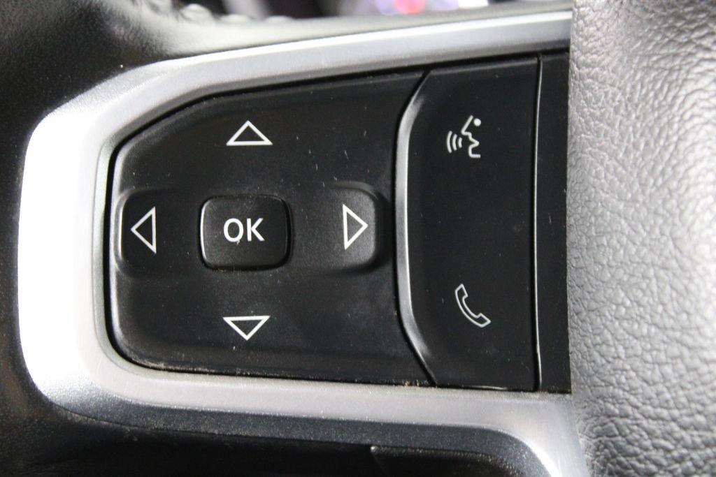 Used 2024 RAM 2500 Big Horn AWD/4WD image 36