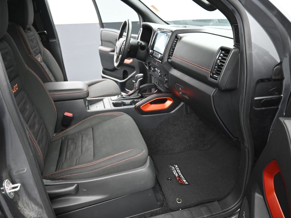 Used 2023 Nissan Frontier PRO-4X w/ Pro Convenience Package image 17