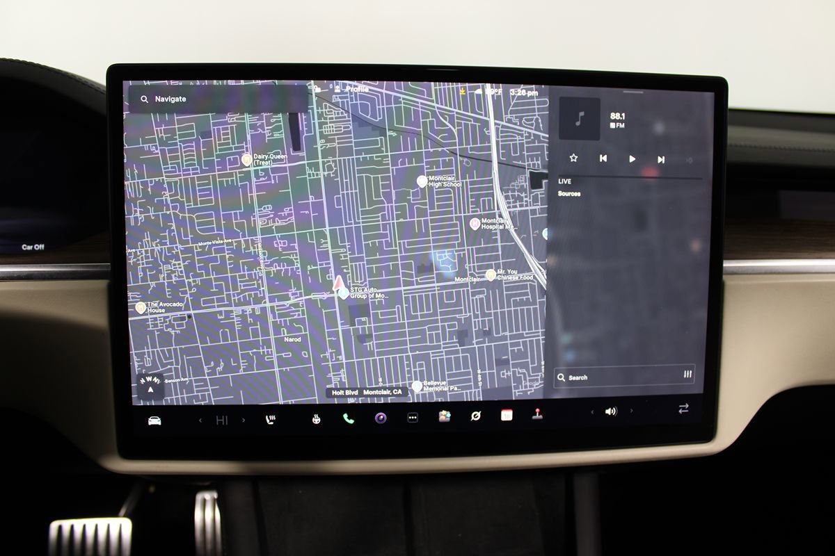 Used 2021 Tesla Model S Plaid AWD/4WD image 15
