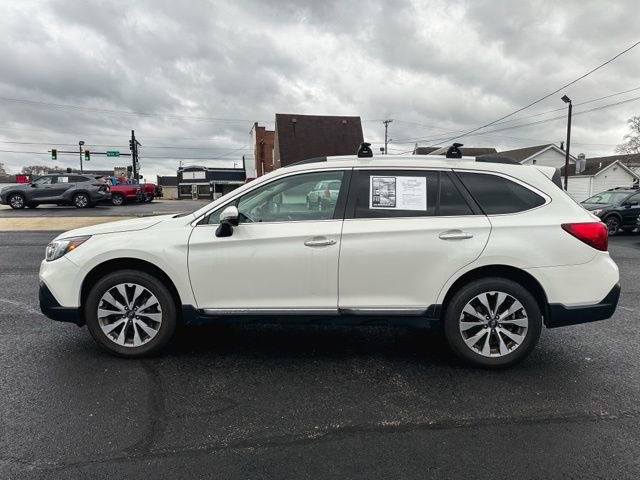 Used 2018 Subaru Outback 3.6R Touring image 4