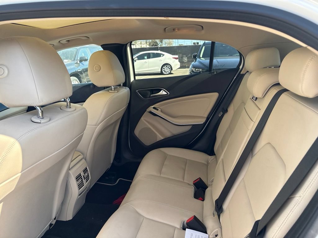 Used 2020 Mercedes-Benz GLA 250 image 12