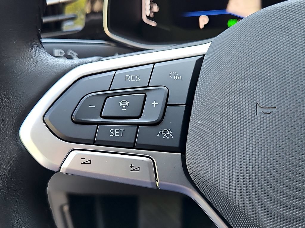 Certified 2026 Volkswagen Jetta SEL FWD image 20